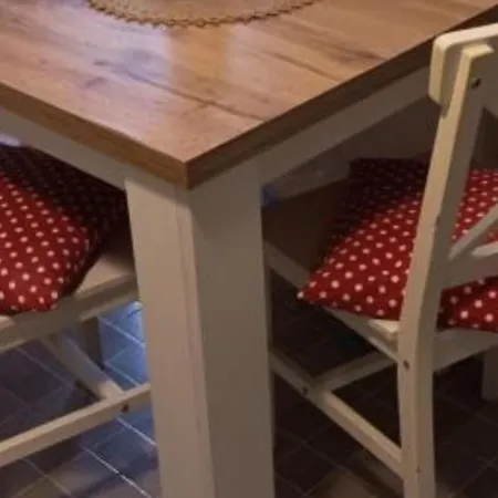 Suzi Apartament *