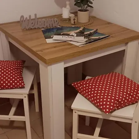 Suzi Apartament Pag Town